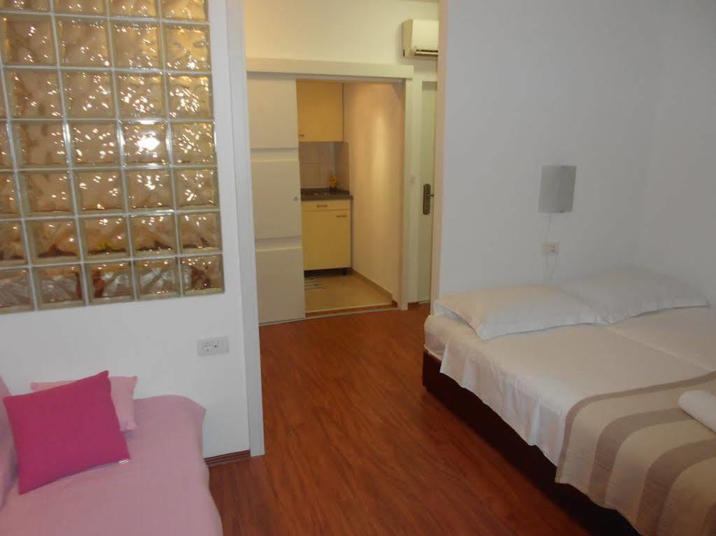Studio Apartment Mila Split Zewnętrze zdjęcie